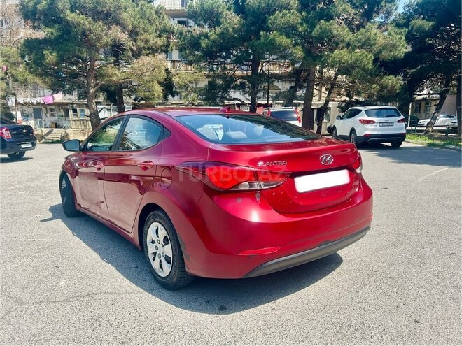 Hyundai Elantra 2015, 199,559 km - 1.8 л - Bakı