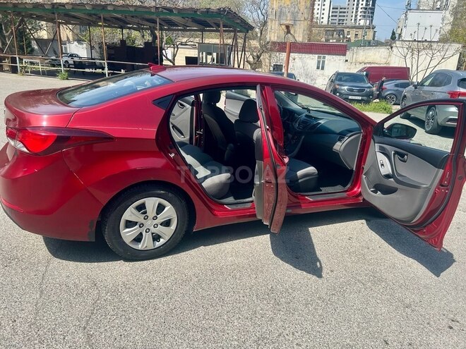 Hyundai Elantra 2015, 199,559 km - 1.8 л - Bakı