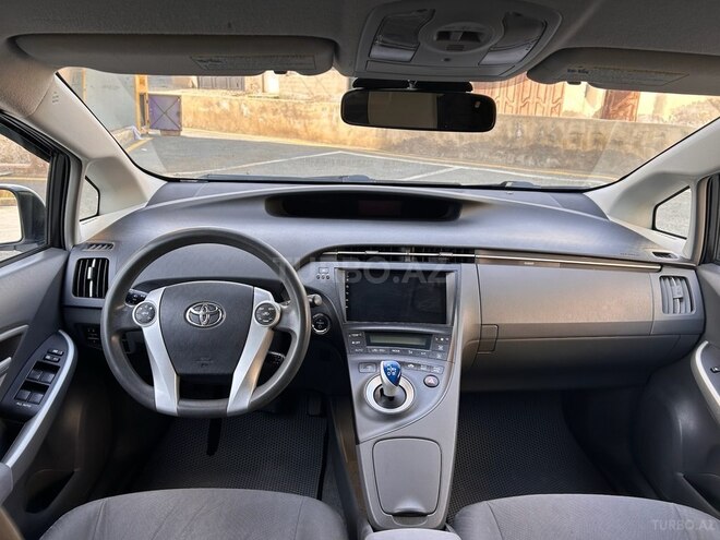 Toyota Prius 2010, 220,000 km - 1.8 л - Bakı
