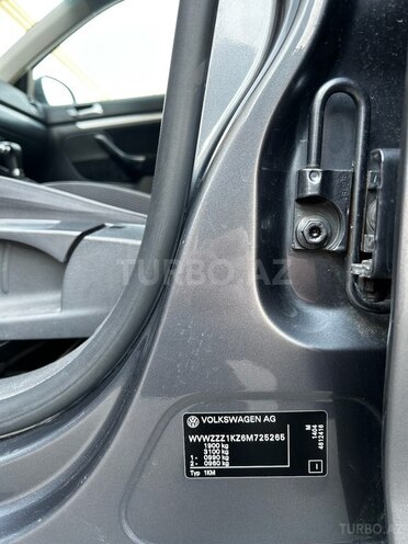 Volkswagen Jetta 2006, 243,900 km - 1.6 l - Bakı