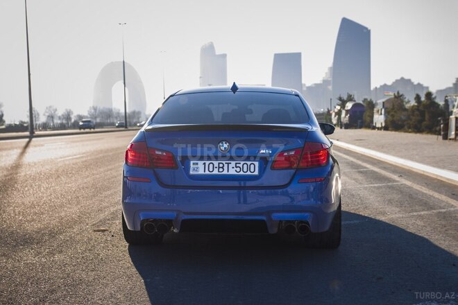 BMW M5 2013, 78,000 km - 4.4 л - Bakı