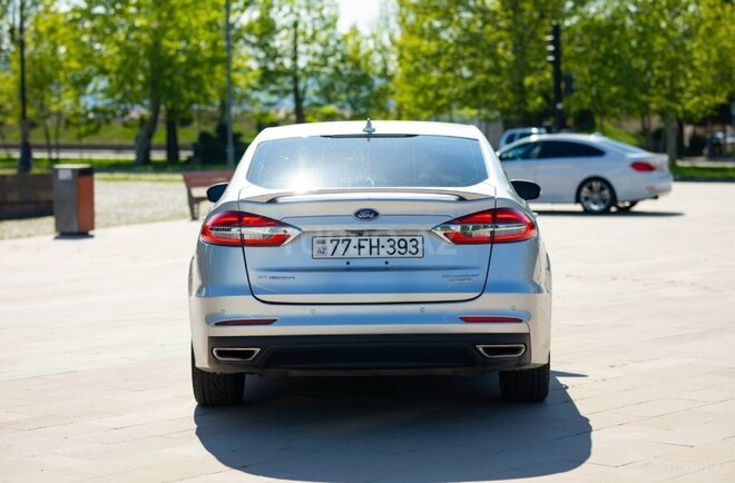 Ford Fusion (North America) 2019, 136,000 km - 2.0 л - Gəncə