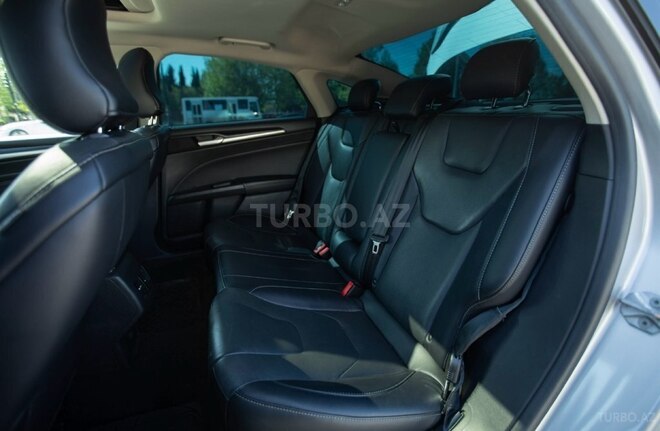 Ford Fusion (North America) 2019, 136,000 km - 2.0 л - Gəncə
