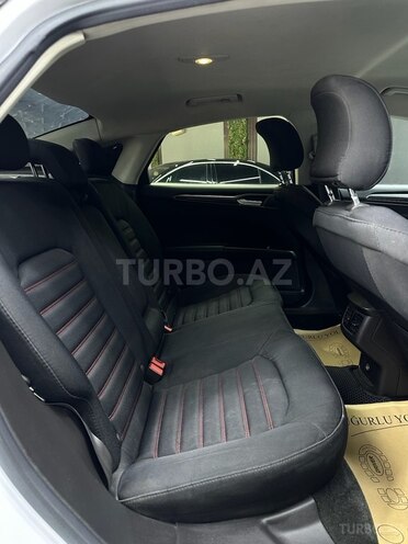 Ford Fusion (North America)-10