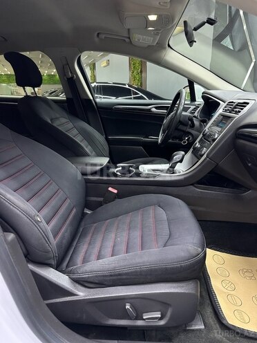 Ford Fusion (North America)-9
