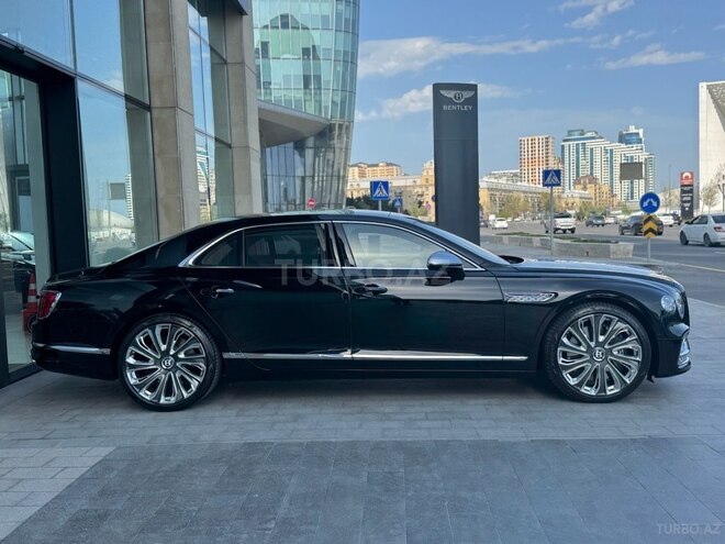 Bentley Flying Spur-5