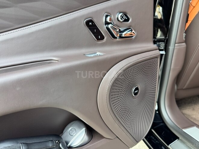 Bentley Flying Spur-23