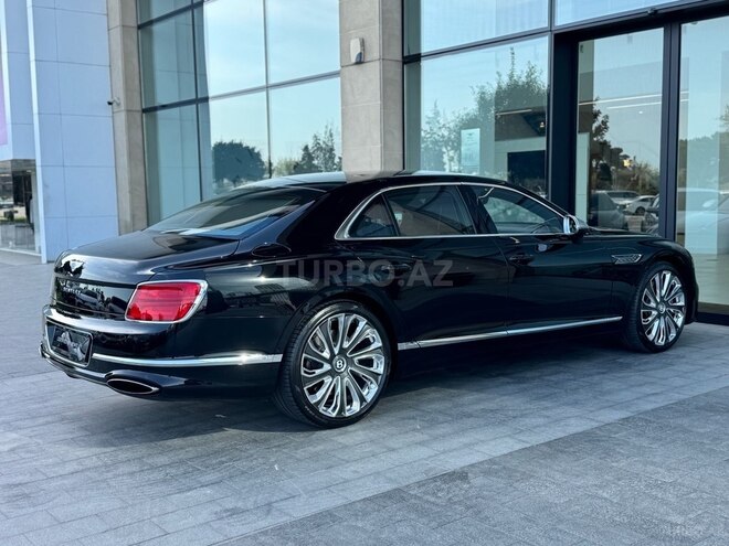 Bentley Flying Spur-10