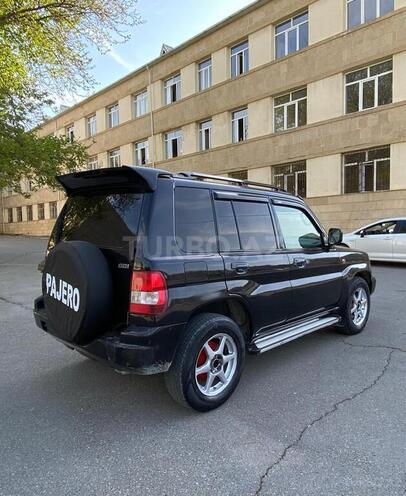Mitsubishi Pajero io 2000, 253,151 km - 2.0 l - Bakı
