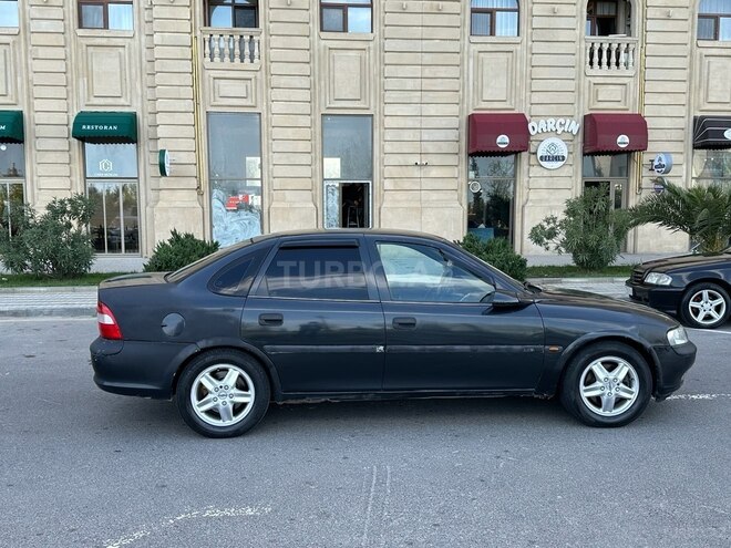 Opel Vectra 1996, 280,000 km - 1.8 l - Bakı