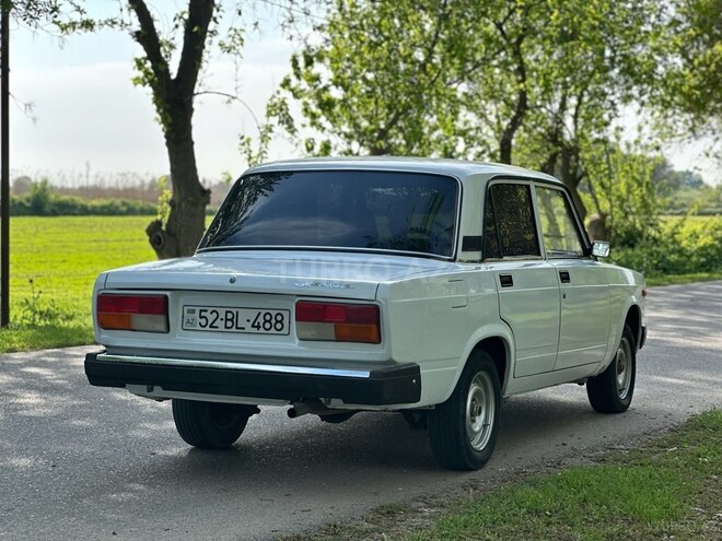 LADA (VAZ) 2107 2007, 95,000 km - 1.6 l - Salyan
