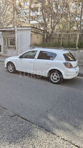 Opel Astra 2009, 314,000 km - 1.4 l - Bakı