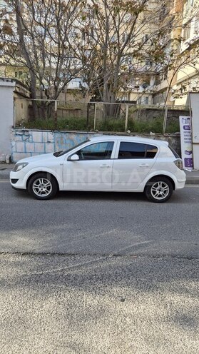 Opel Astra 2009, 314,000 km - 1.4 l - Bakı