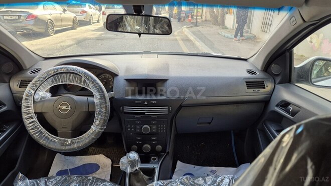 Opel Astra 2009, 314,000 km - 1.4 l - Bakı