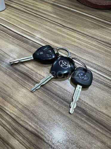 Toyota Land Cruiser Prado 2014, 111,000 km - 2.7 л - Bakı