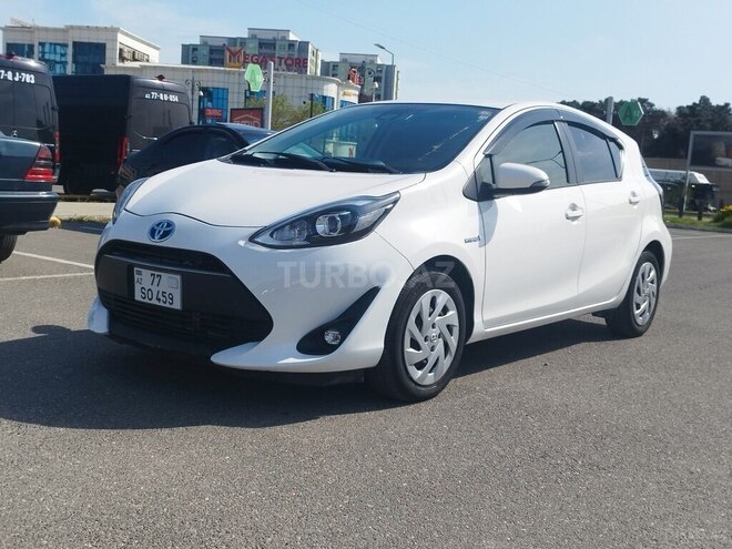 Toyota Aqua 2017, 198,000 km - 1.5 l - Bakı