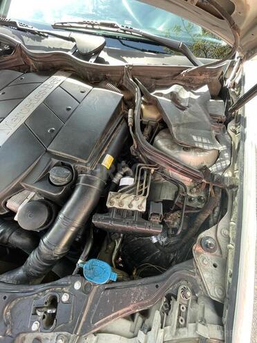 Mercedes C 240 2002, 237,536 km - 2.4 л - Şamaxı