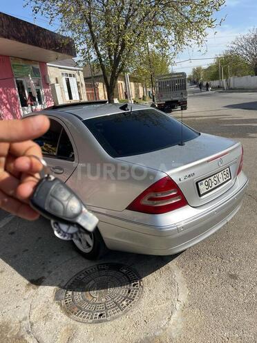 Mercedes C 240 2002, 237,536 km - 2.4 л - Şamaxı