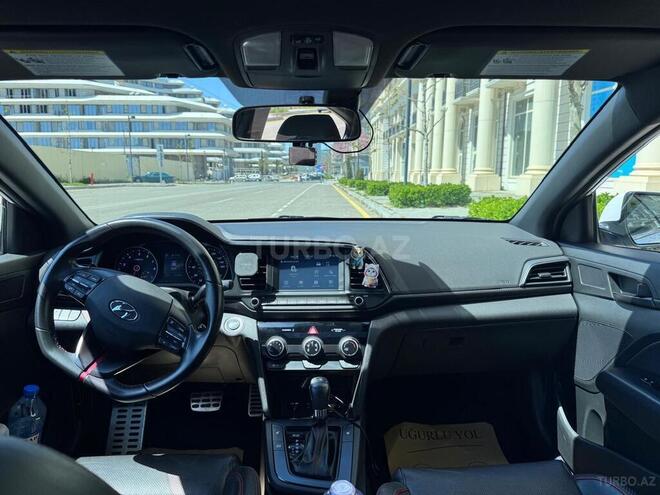 Hyundai Elantra 2019, 79,300 km - 1.6 l - Bakı