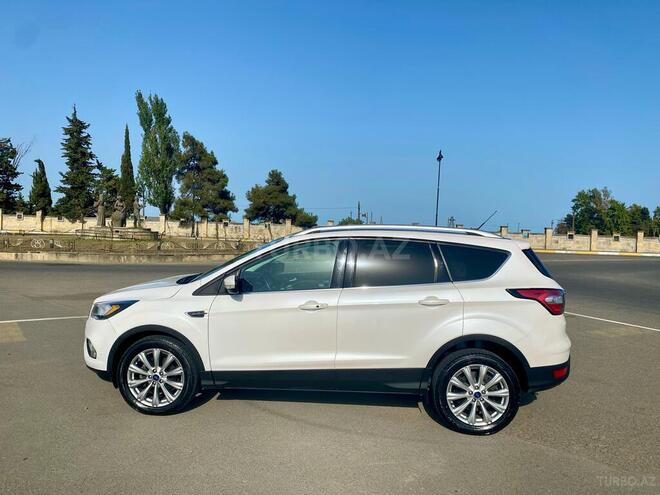 Ford Escape 2017, 135,000 km - 1.5 l - Bakı
