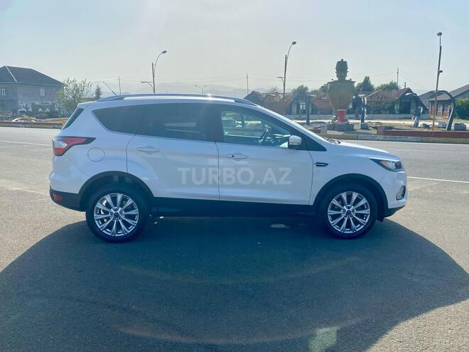 Ford Escape 2017, 135,000 km - 1.5 l - Bakı