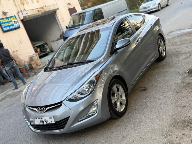 Hyundai Elantra 2015, 124,212 km - 1.8 l - Bakı