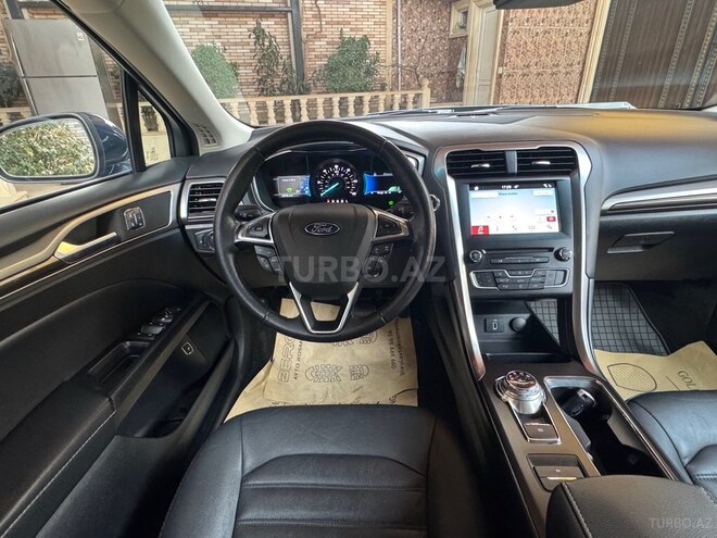 Ford Fusion (North America) 2017, 80,800 km - 2.0 л - Bakı