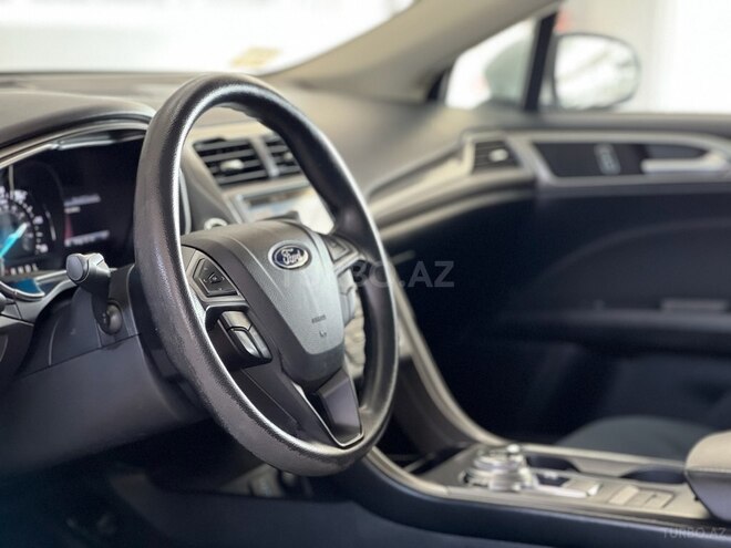 Ford Fusion (North America)-8