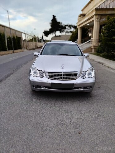 Mercedes C 240 2003, 221,000 km - 2.6 l - Bakı