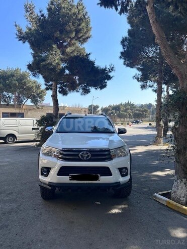 Toyota Hilux 2019, 74,000 km - 2.5 л - Bakı
