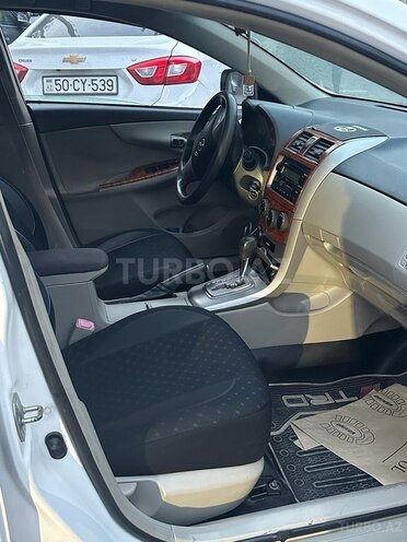 Toyota Corolla 2010, 205,100 km - 1.8 l - Bakı