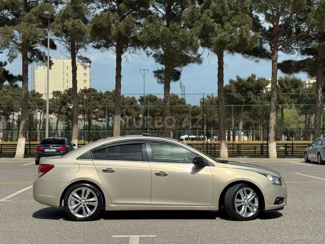 Chevrolet Cruze 2011, 167,838 km - 1.4 l - Sumqayıt