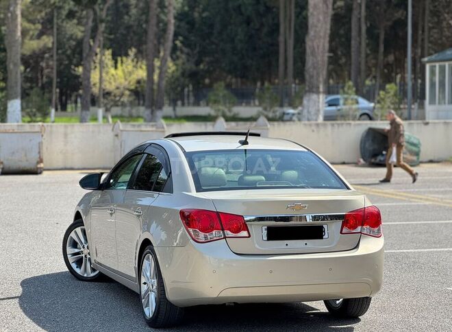 Chevrolet Cruze 2011, 167,838 km - 1.4 l - Sumqayıt