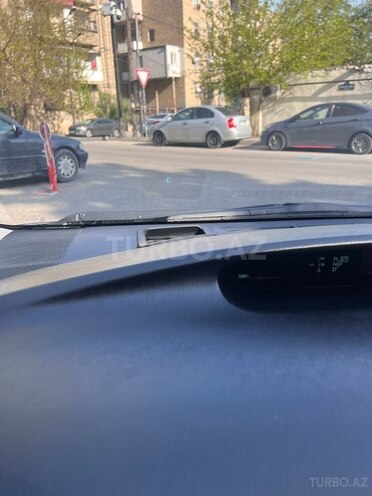 Toyota Prius 2012, 230,000 km - 1.8 l - Bakı