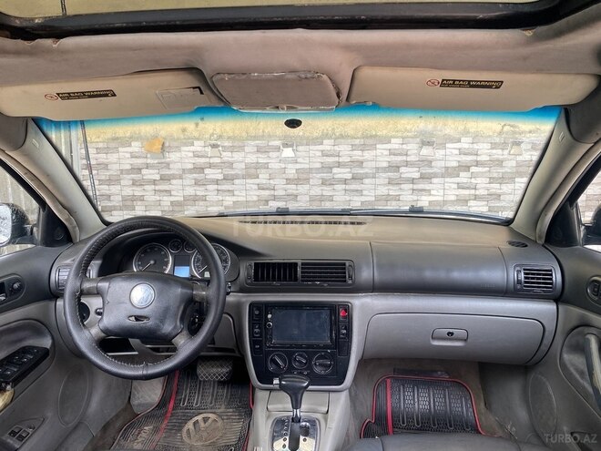Volkswagen Passat 2004, 240,000 km - 1.8 l - Yevlax