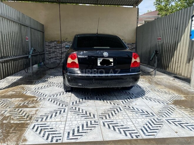 Volkswagen Passat 2004, 240,000 km - 1.8 l - Yevlax
