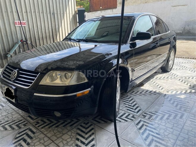 Volkswagen Passat 2004, 240,000 km - 1.8 l - Yevlax