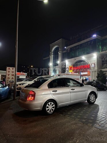 Hyundai Accent 2007, 230,000 km - 1.4 l - 