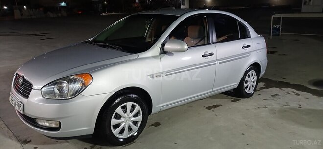 Hyundai Accent 2007, 230,000 km - 1.4 l - 