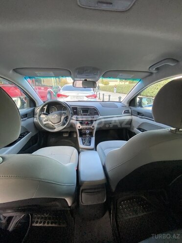 Hyundai Elantra 2015, 219,000 km - 2.0 l - Bakı