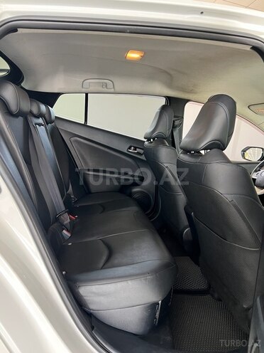 Toyota Prius 2016, 188,000 km - 1.8 l - Bakı