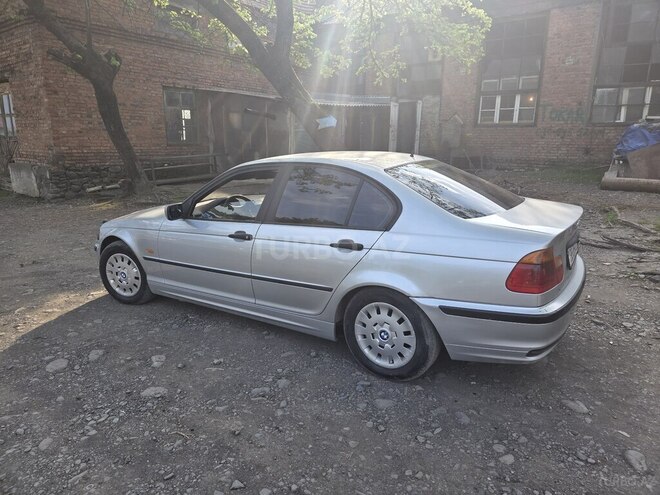 BMW 318 1999, 376,000 km - 1.9 l - Zaqatala