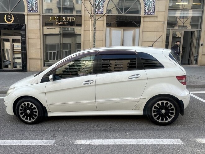 Mercedes B 170 2007, 174,300 km - 1.7 l - Bakı