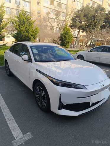 Changan Qiyuan A05 2025, 0 km - 1.5 l - Bakı