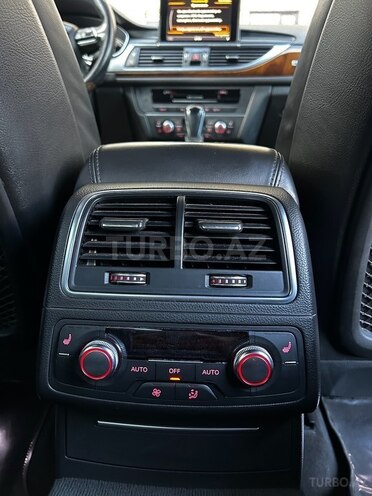 Audi A6 2015, 217,600 km - 3.0 l - Bakı