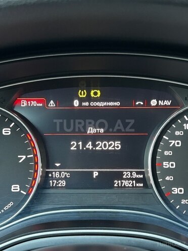 Audi A6 2015, 217,600 km - 3.0 l - Bakı