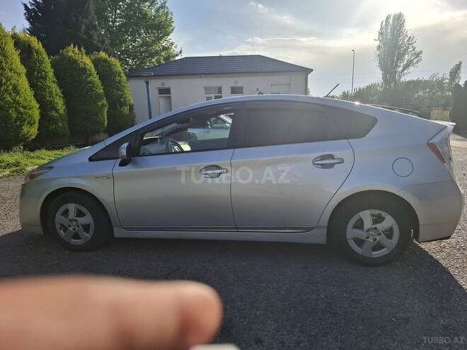 Toyota Prius 2010, 383,316 km - 1.8 л - Bərdə