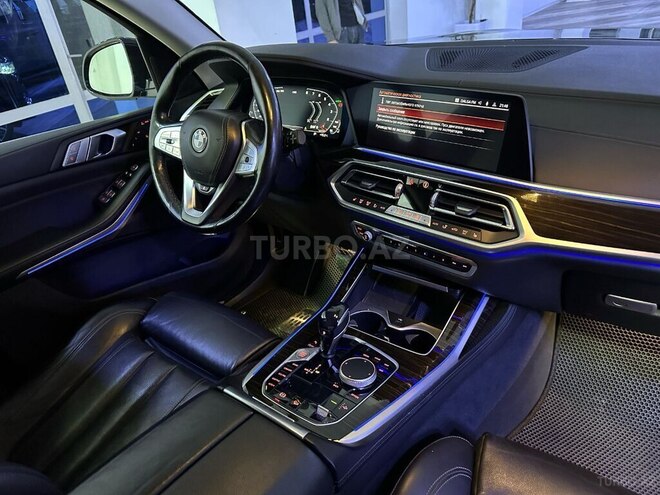 BMW X7-16