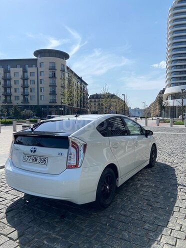 Toyota Prius 2014, 150,000 km - 1.8 l - Bakı