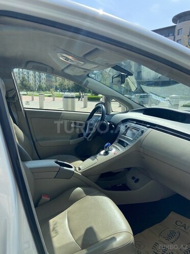 Toyota Prius 2014, 150,000 km - 1.8 l - Bakı